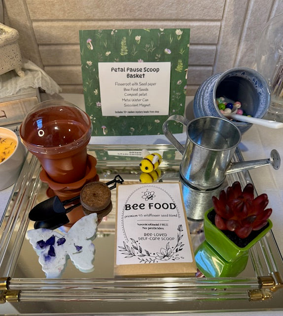 Petal Pause scoop baskets